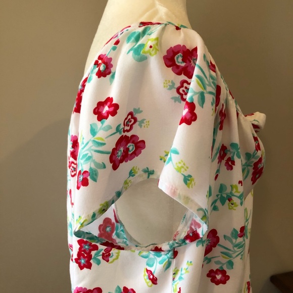 Hollister Notched Neck Top - Picture 4 of 7